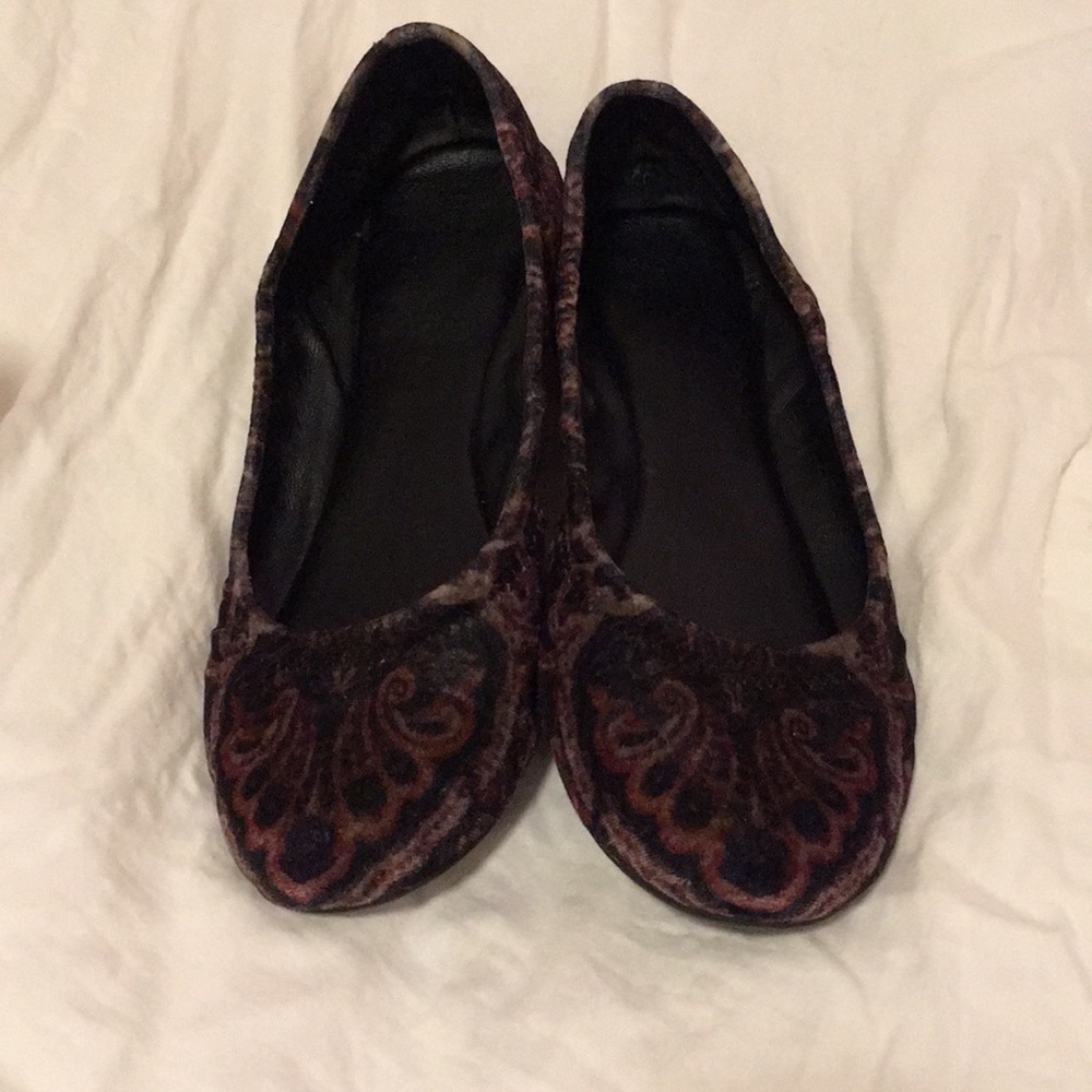 Lucky Brand Velvet Flats